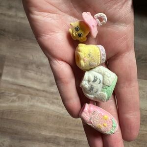 Shopkins Season 2 Fuzzy Baby Special Edition Figures